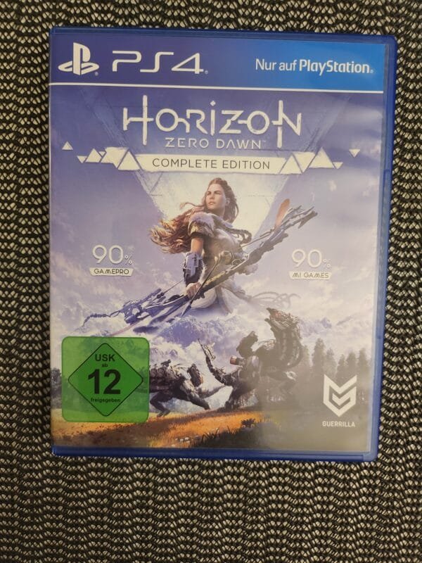 Horizon Zero Dawn: Complete Edition PS4 Horizon Zero Dawn: Complete Edition PS4 DISK